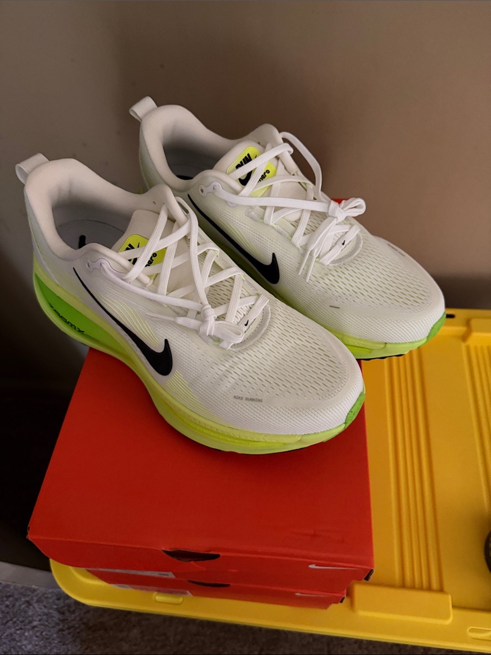 Men’s Nike Vomero 18 Size 12